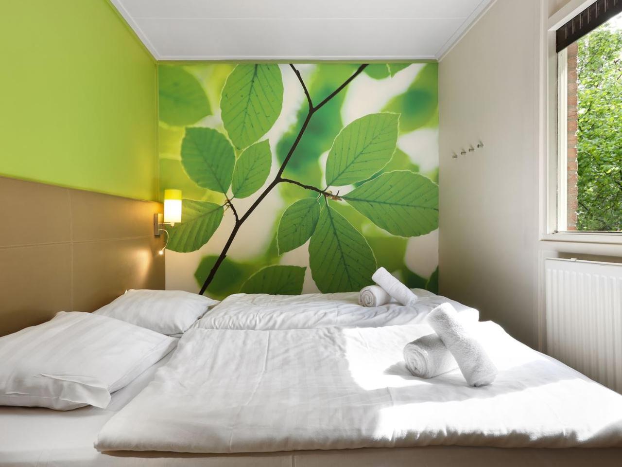 Comfort 6-Person Dog Bungalow In The Holiday Park Landal Heideheuvel Beekbergen Rum bild
